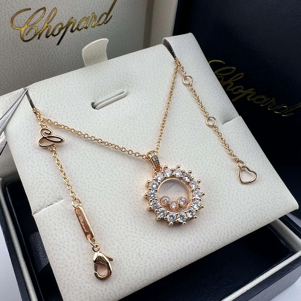 Chopard Happy Diamonds قلادة دائرية 3