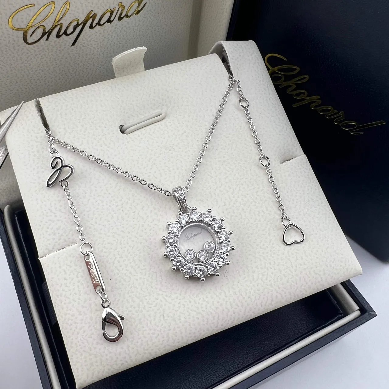 Chopard Happy Diamonds قلادة دائرية 4
