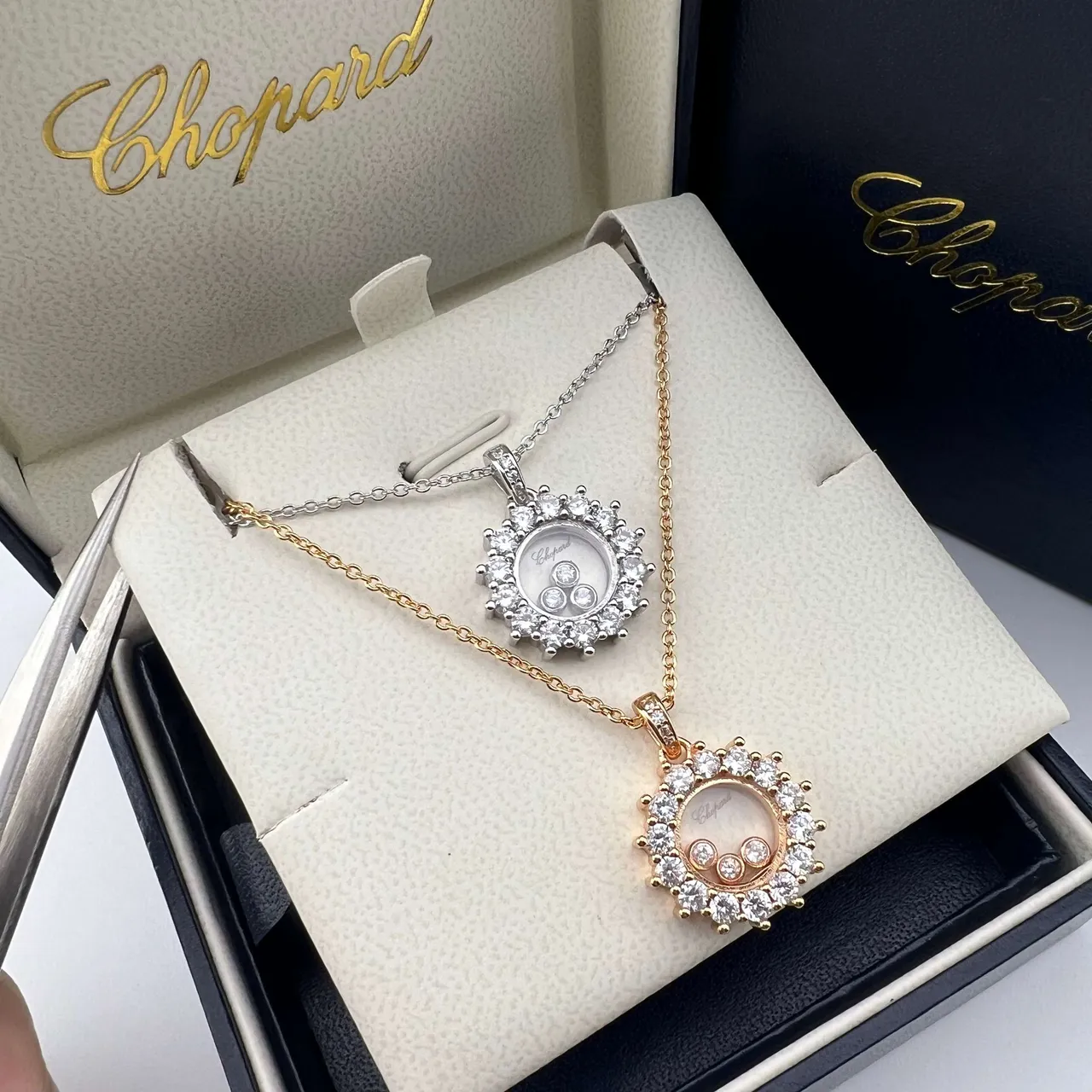 Chopard Happy Diamonds قلادة دائرية 7