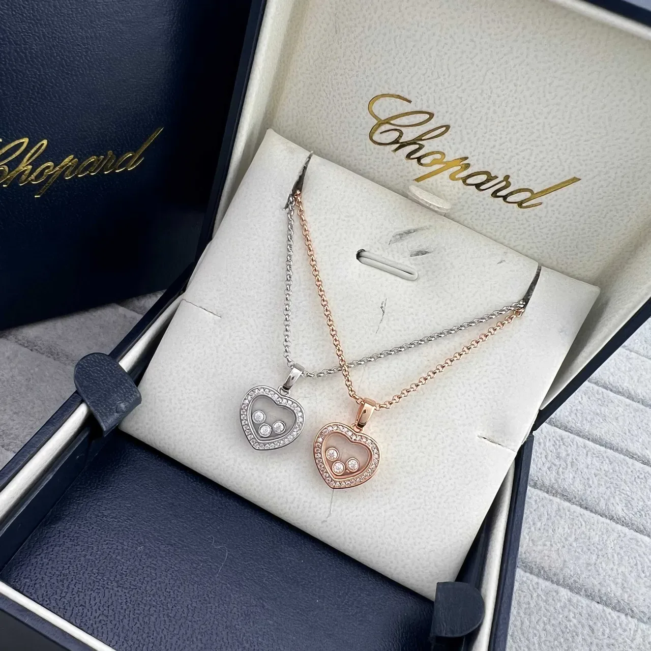 Chopard Happy Hearts Collares con Charm Flotante en Forma de Corazón con Diamantes Pavé 4