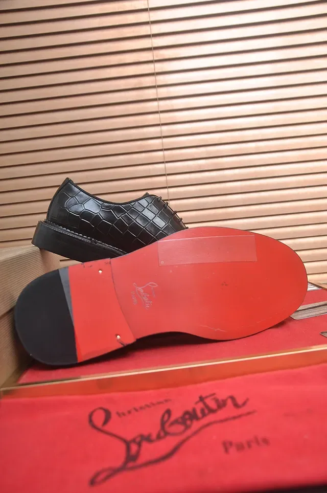 Christian Louboutin क्रोकोडाइल एम्बॉस्ड ब्लैक कैप-टो ऑक्सफोर्ड जूते 3