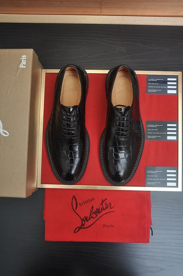 Christian Louboutin क्रोकोडाइल एम्बॉस्ड ब्लैक कैप-टो ऑक्सफोर्ड जूते 5