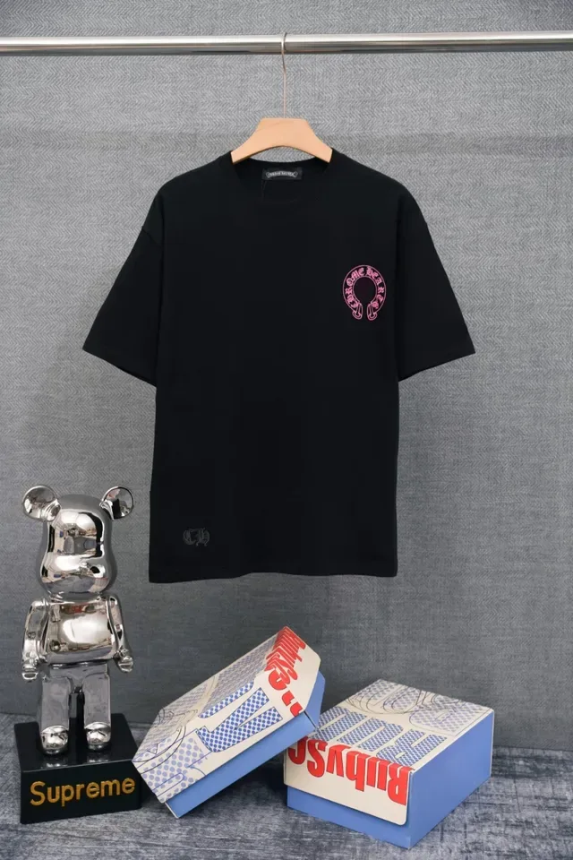 Chrome Hearts सर्कल लोगो पिंक ग्राफिक टी-शर्ट 2
