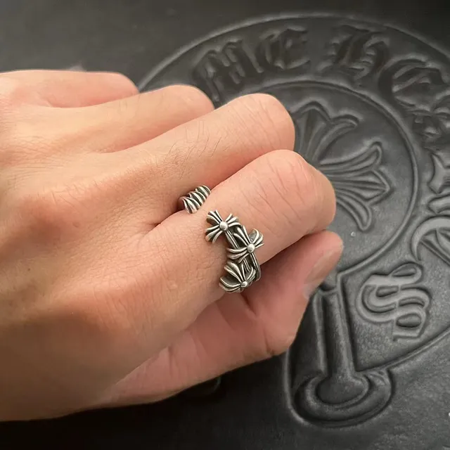 Chrome Hearts Fleur de Croix Motif Triple Argent Oxydé Bague 3