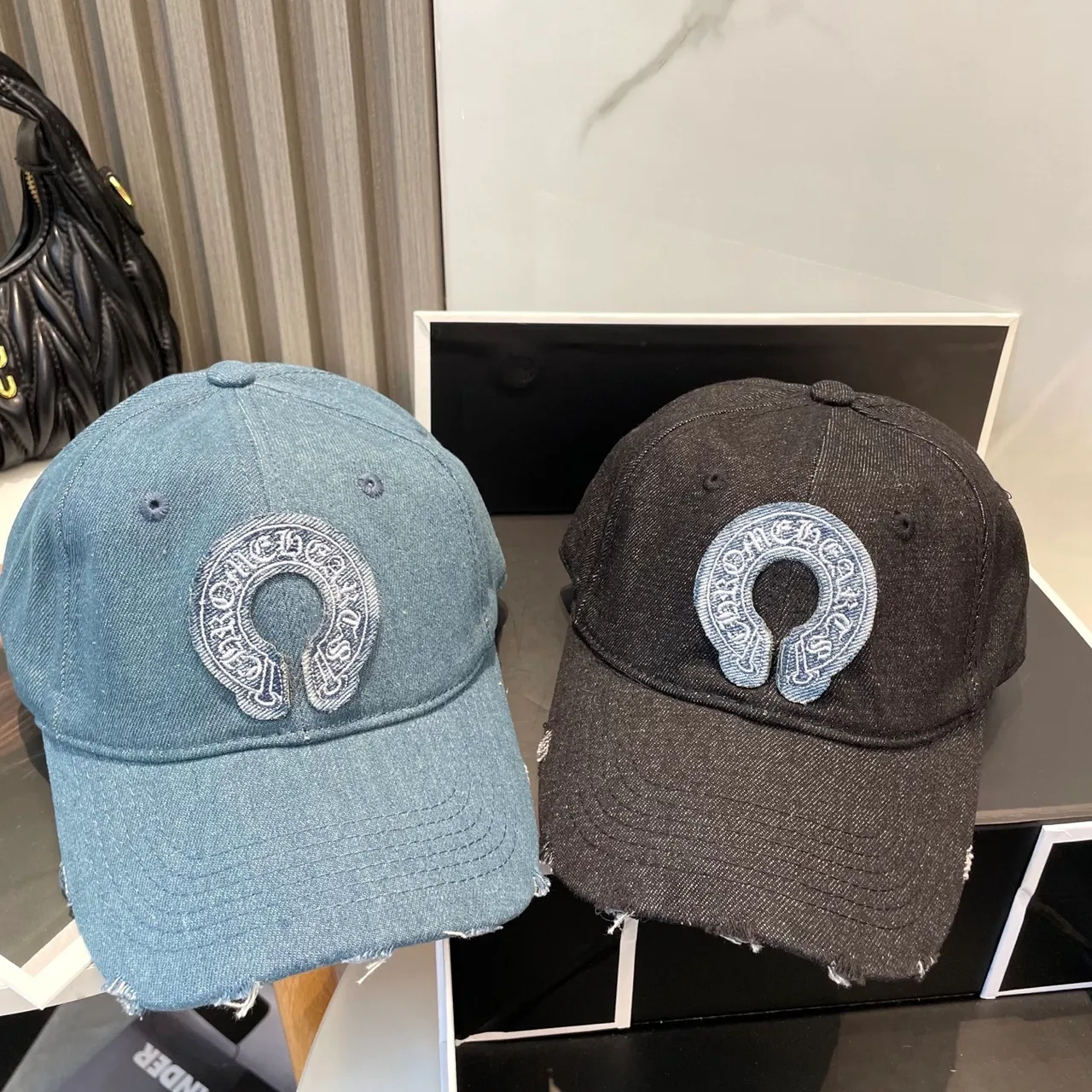 Chrome Hearts Logo Brodé Denim Usé Casquette de Baseball 6