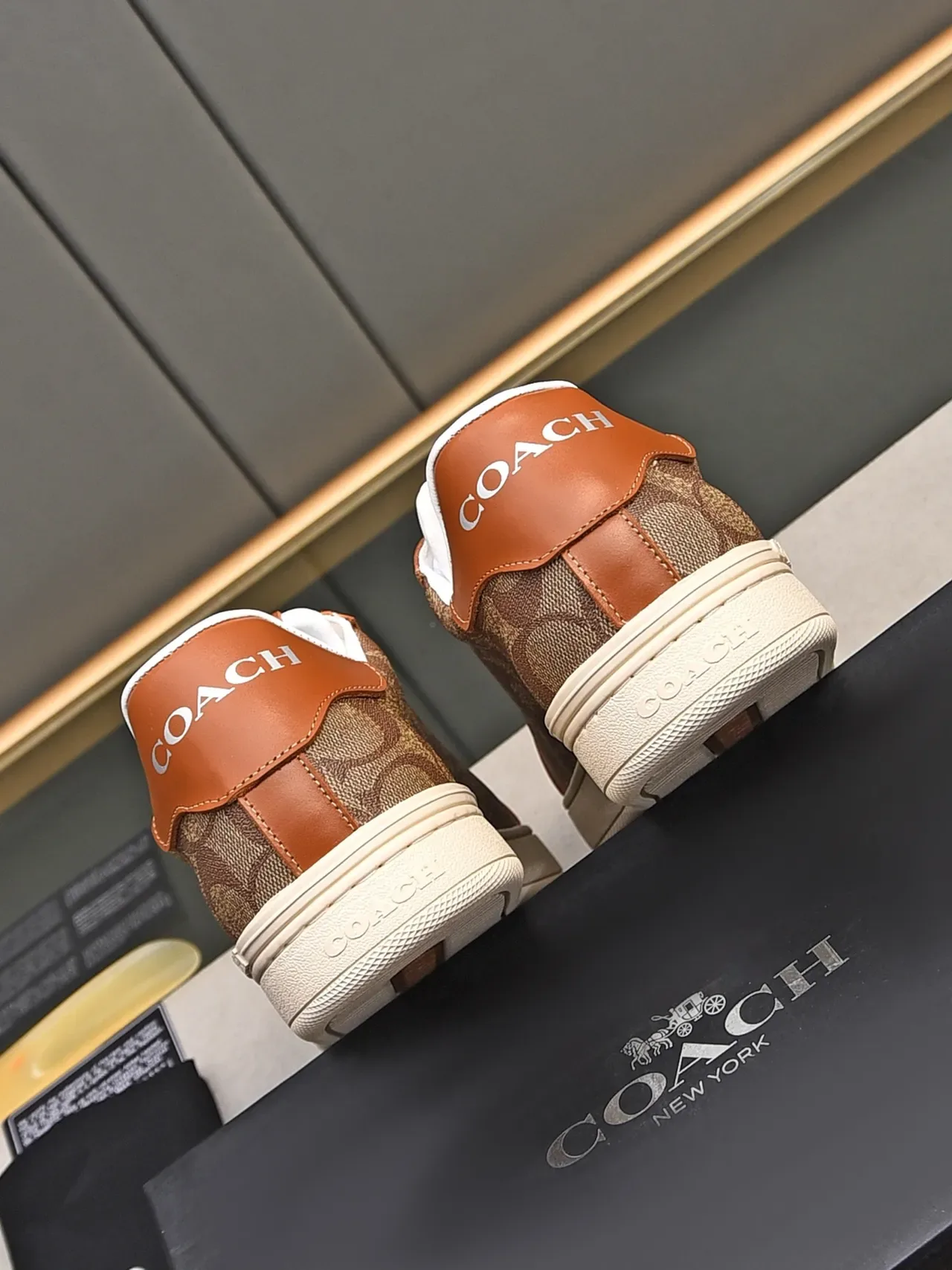 Coach Zapatillas Lifestyle de Lona y Cuero con Monograma Low-Top 4
