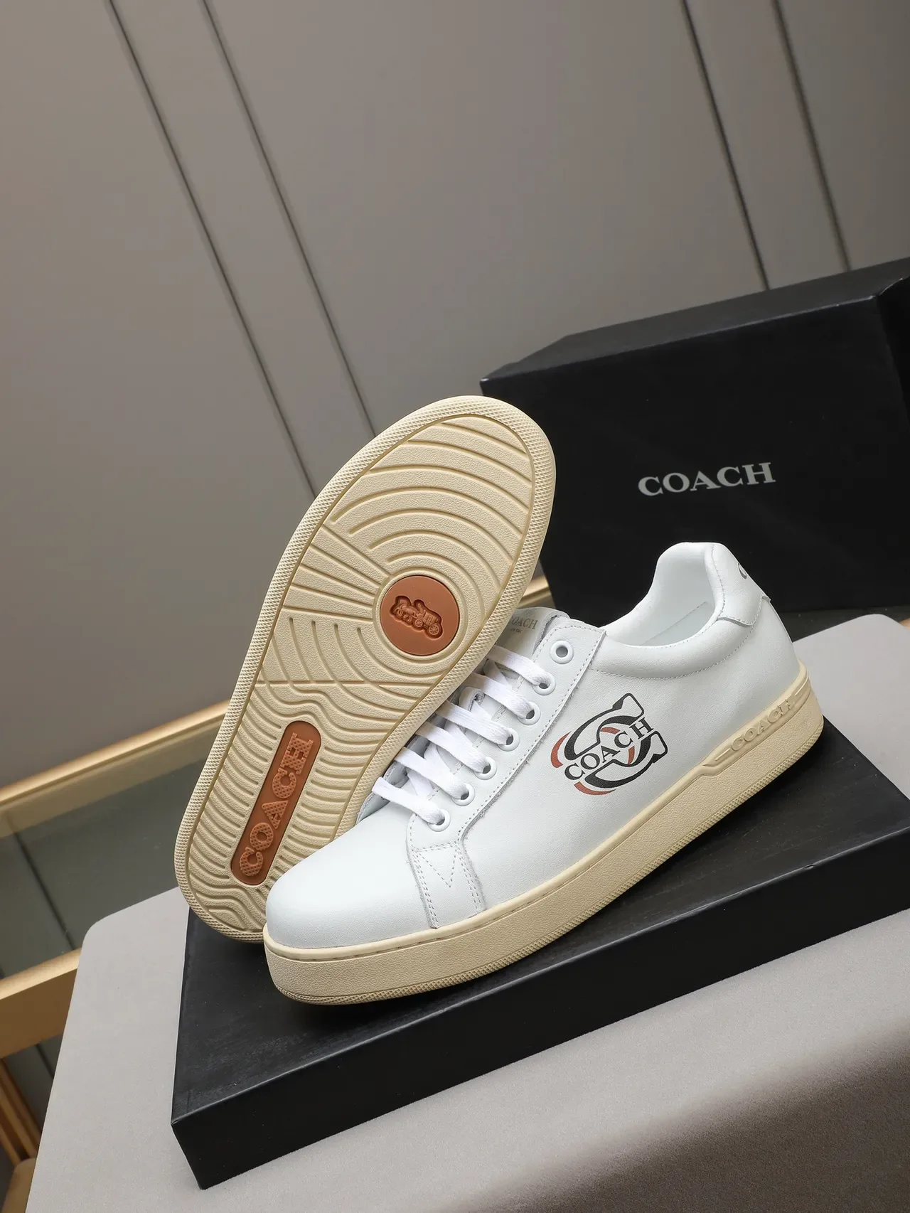 Coach Logo Sneakers Lifestyle Cuir Low-Top 4