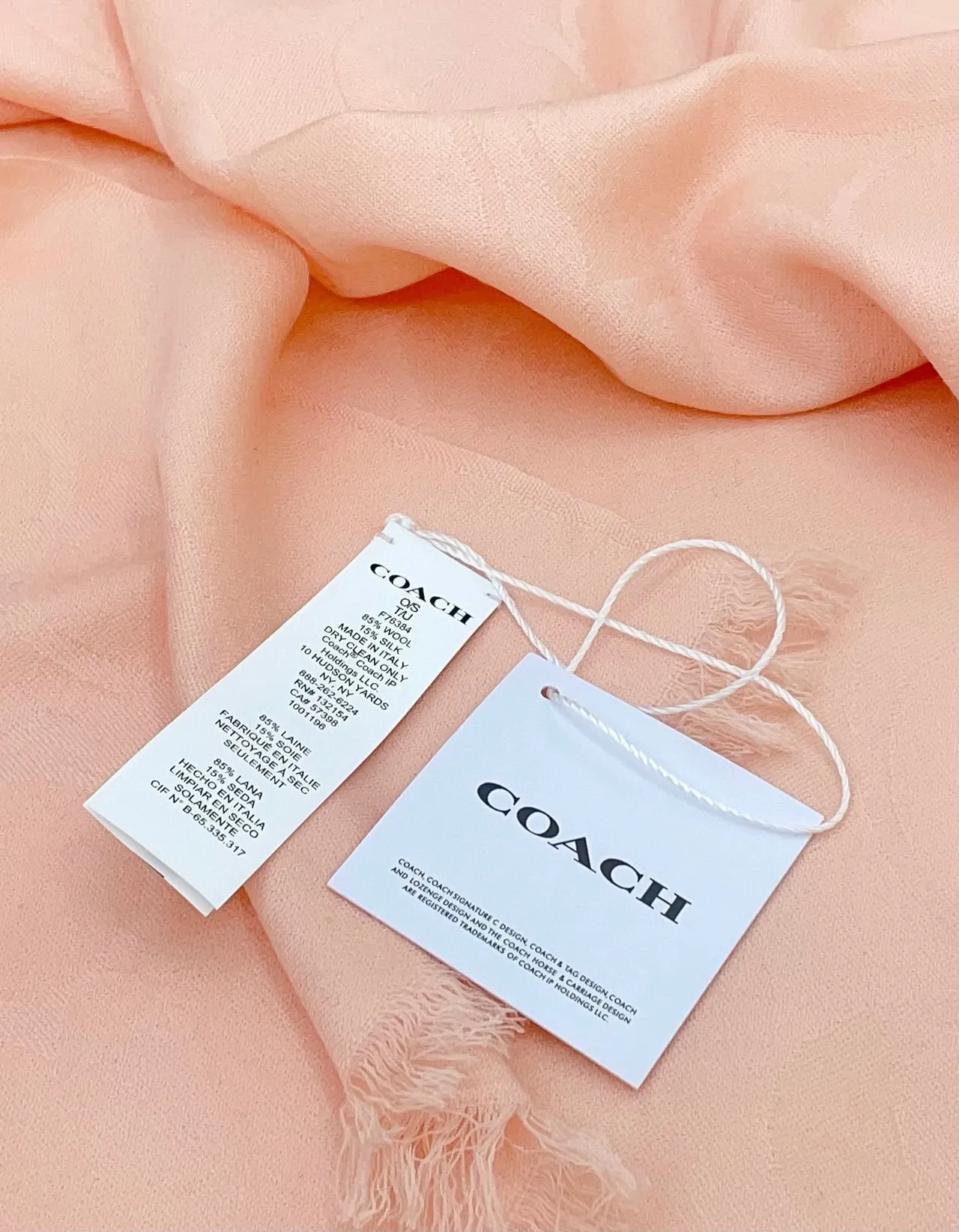 Écharpe Coach Monogram Jacquard en soie rose 9