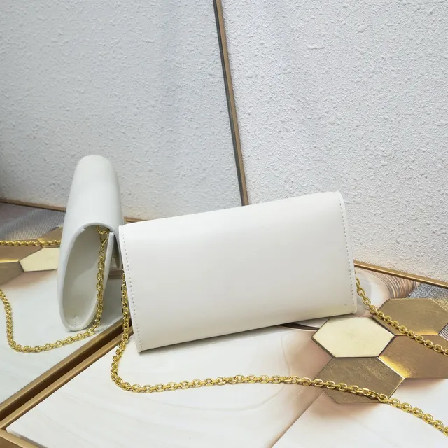 Dior 30 Montaigne Mini حقيبة سلسلة بيضاء مهيكلة 6