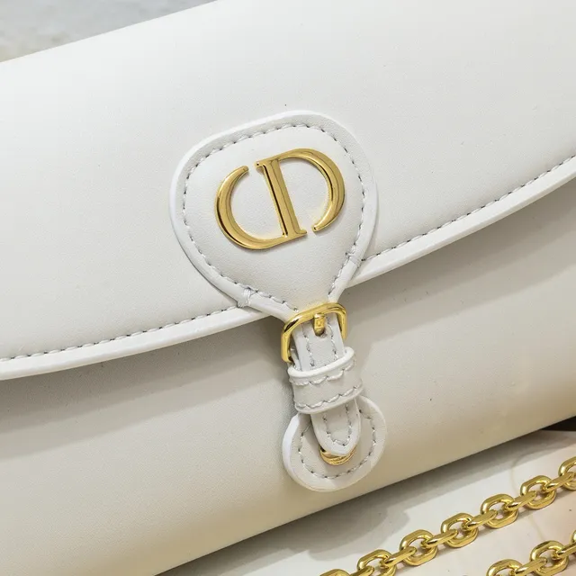 Dior 30 Montaigne Mini حقيبة سلسلة بيضاء مهيكلة 9