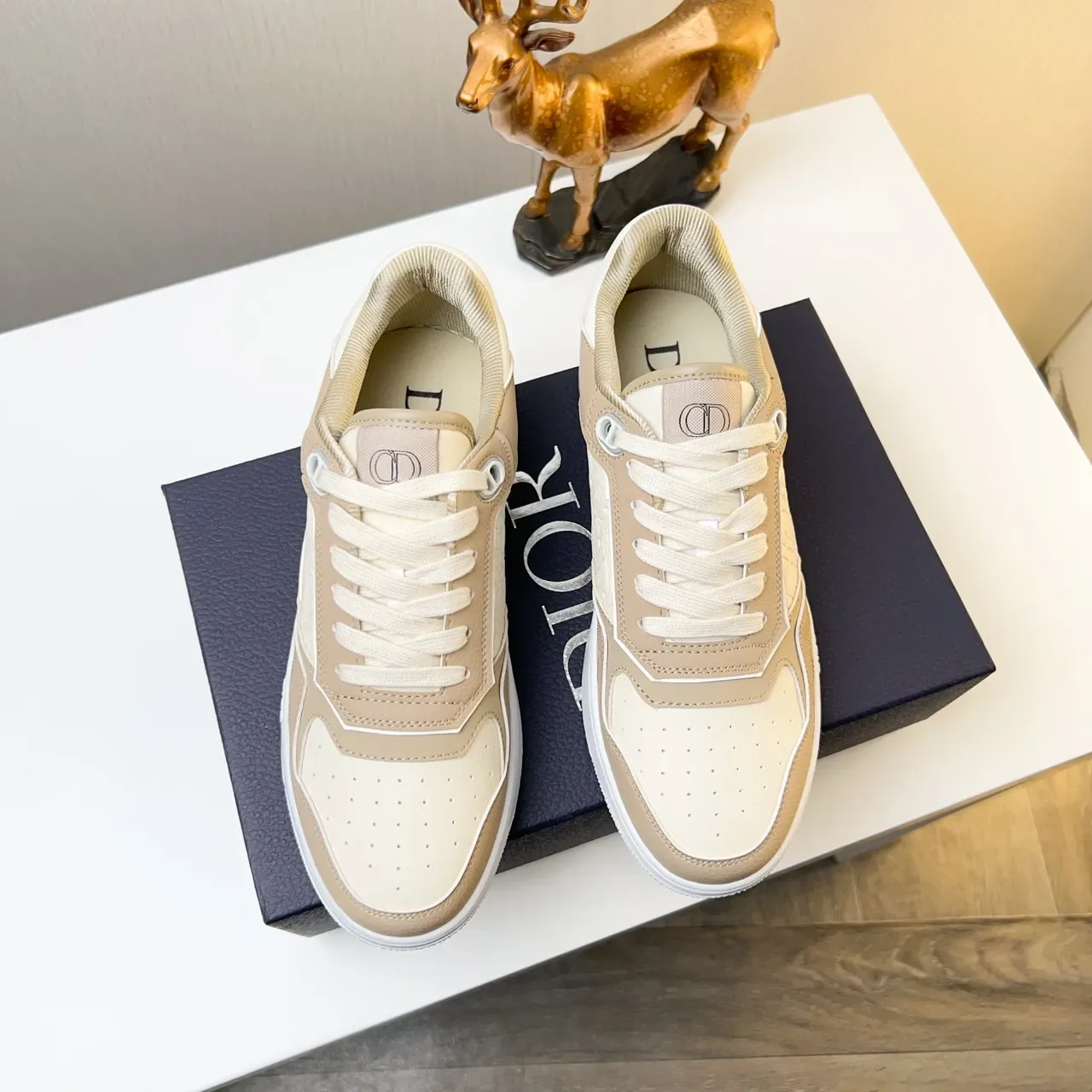 Dior B23 Beige and Cream Panelled Lifestyle Sneakers 2