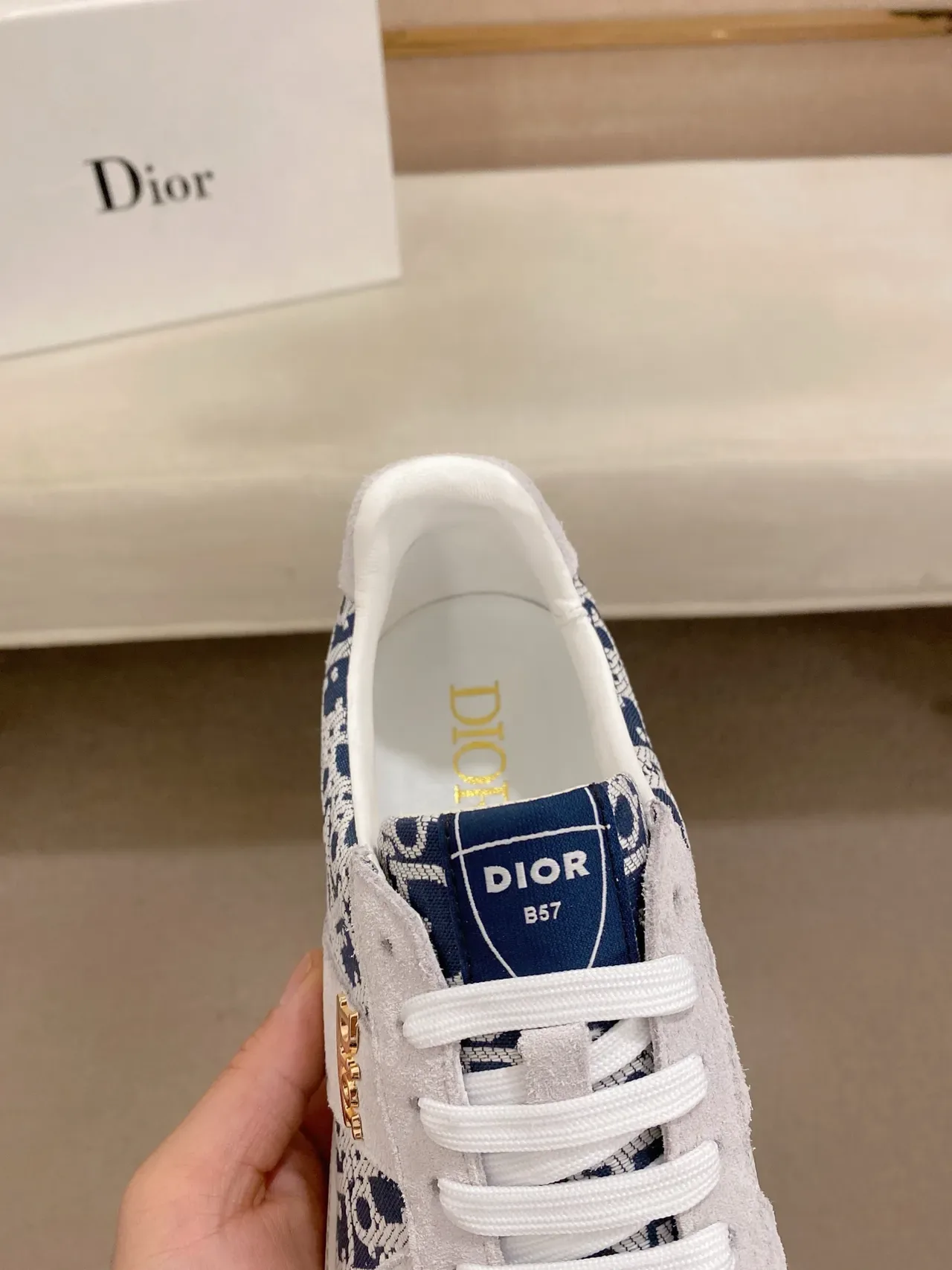 Dior B23 Gris et Bleu Marine Monogram Daim Lifestyle Sneakers 4