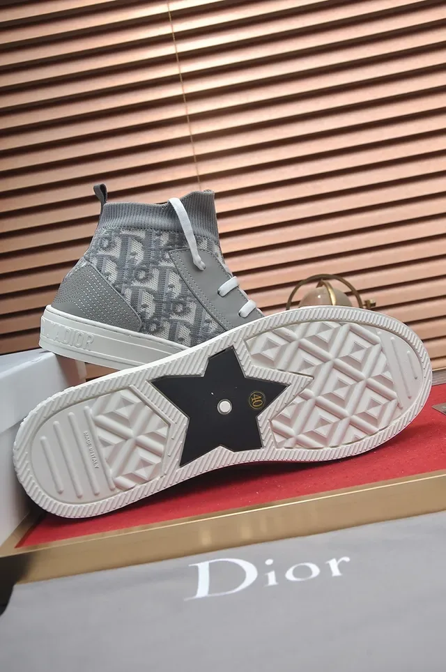 Dior B23 Gray Oblique Monogram High-Top Lifestyle Sneakers 3
