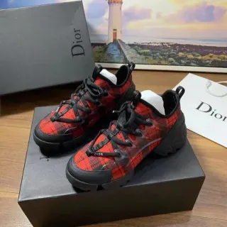 Dior B23 लाल और काला प्लेड लाइफस्टाइल स्नीकरज़