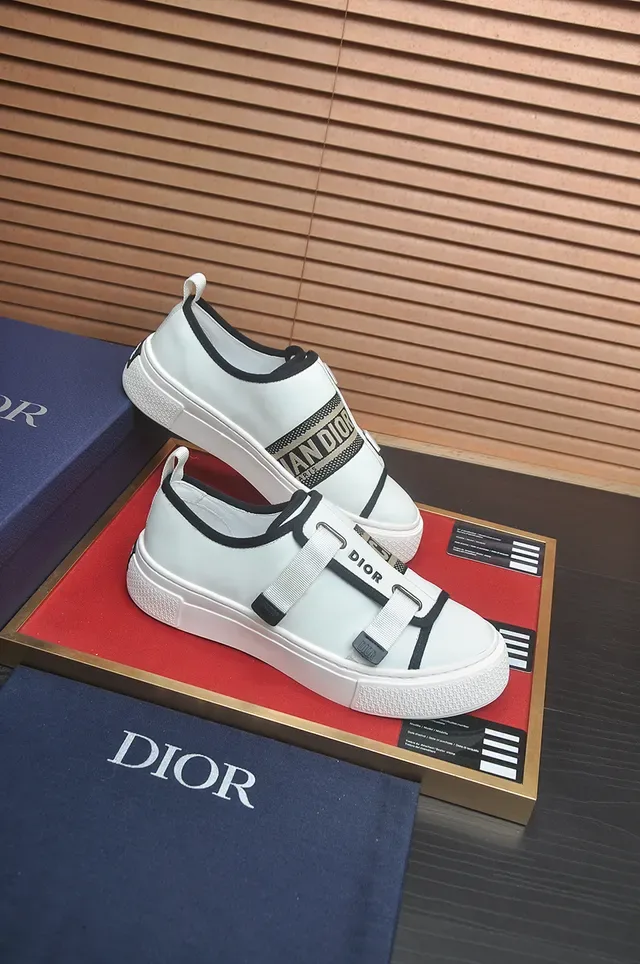 Dior B23 أحذية رياضية أبيض وأسود مع حزام ستايل حياة 4