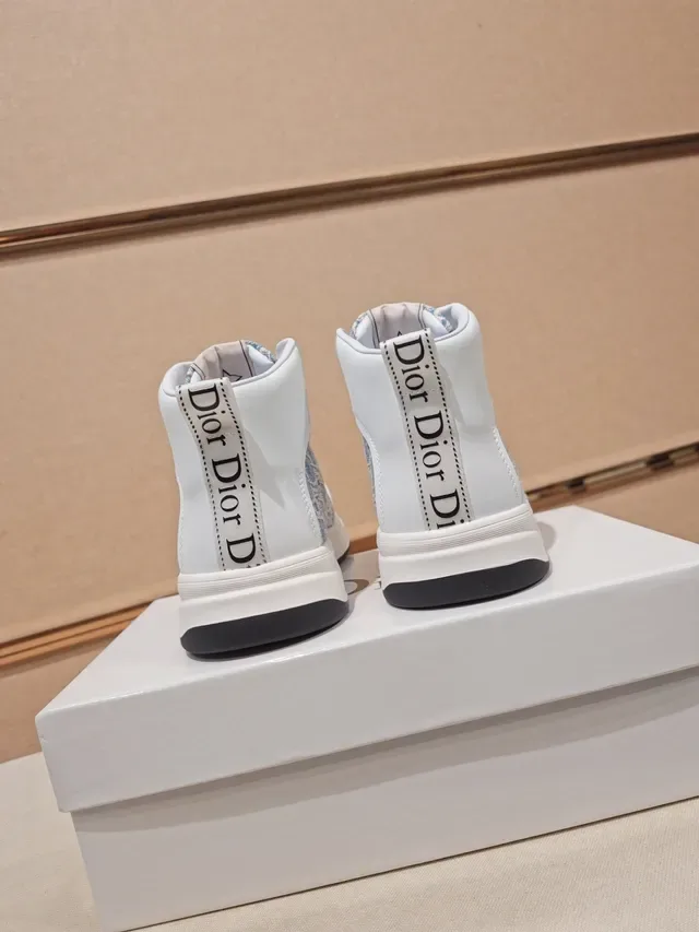 Dior B23 White and Light Blue Monogram High-Top Lifestyle Sneakers 3
