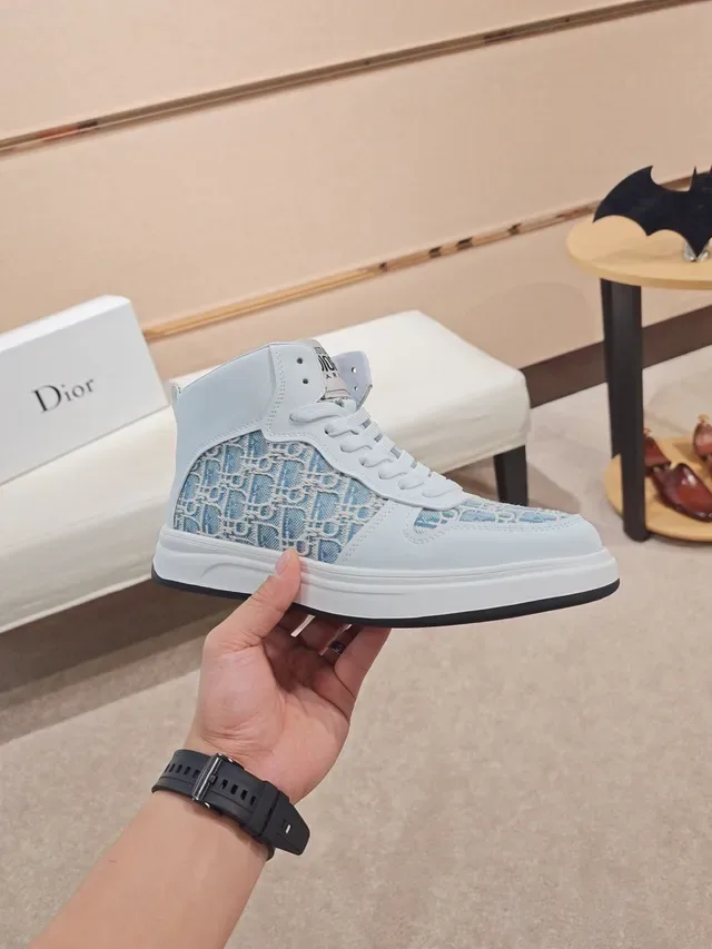 Dior B23 White and Light Blue Monogram High-Top Lifestyle Sneakers 4