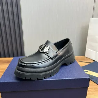 Dior B27 黑色皮革 Logo 扣带乐福鞋