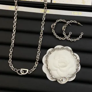 Dior Camellia Chain Silver White Curb Resin Motif collier