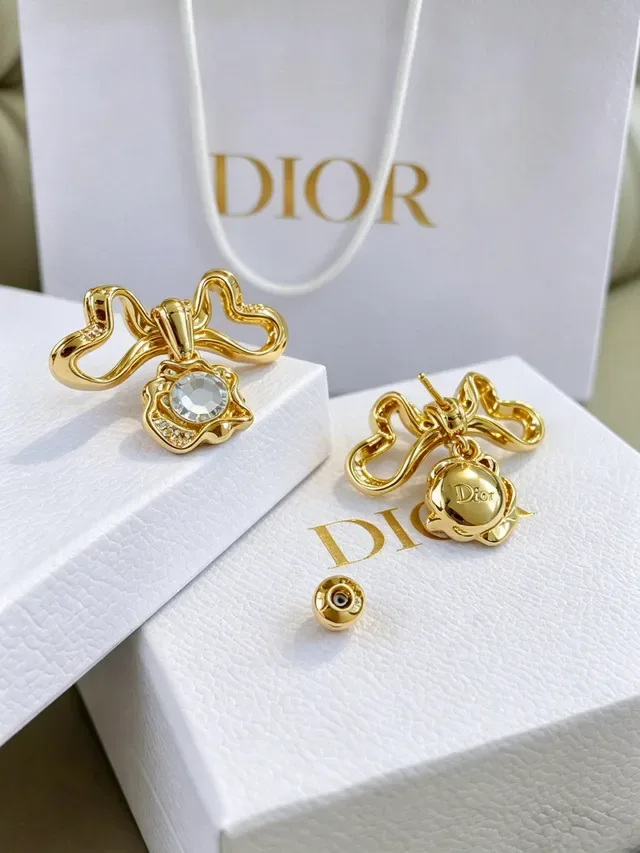 Dior Gold-Tone Bow Motif Crystal Earrings 2