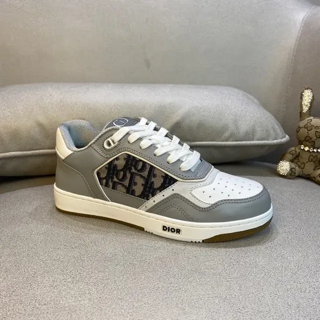 Dior gris blanc low-top panneau monogramme lifestyle sneakers 7