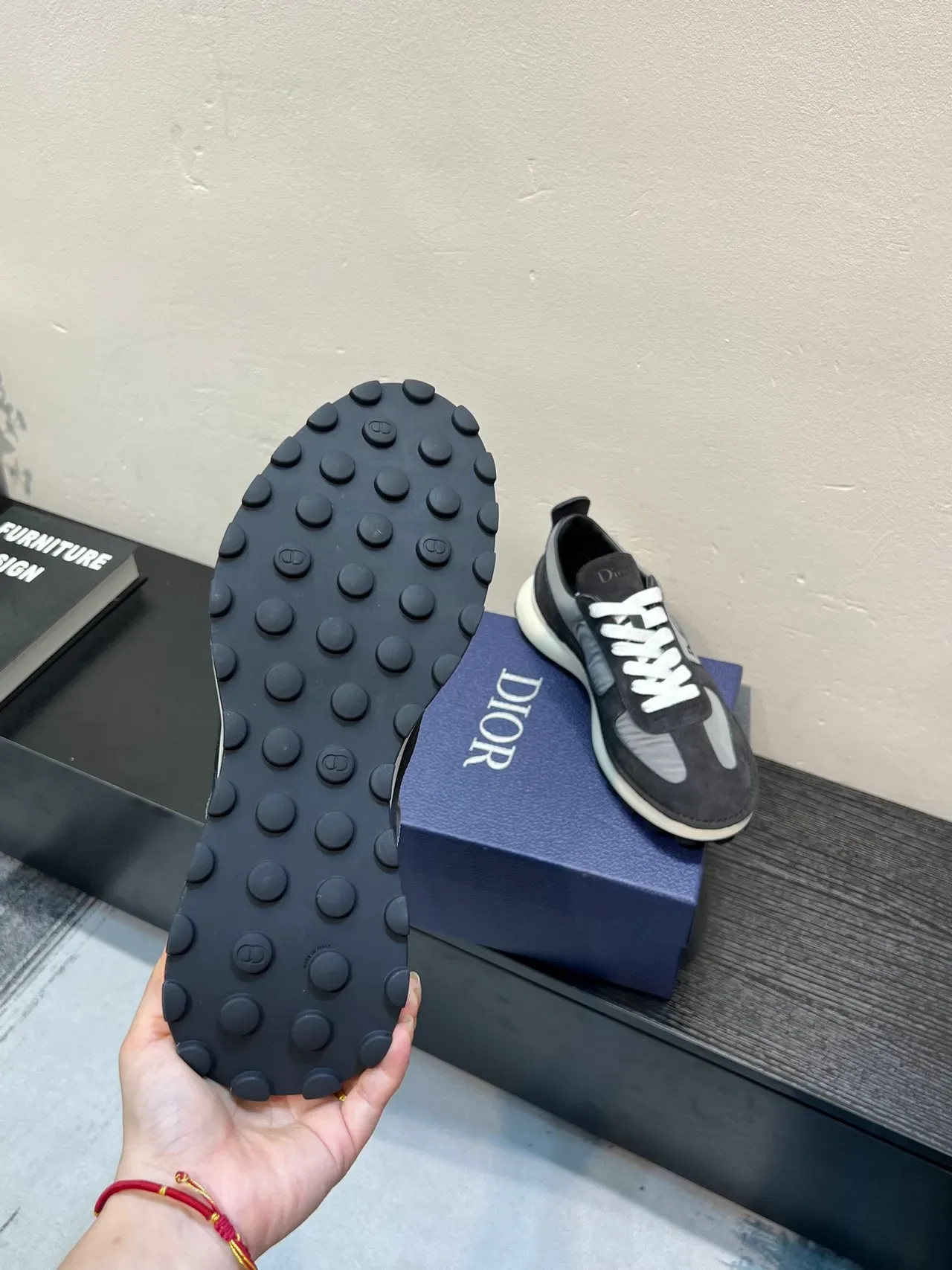 Dior Zapatos Lifestyle Gris Blanco De Ante Y Sintético Con Construcción De Paneles Y Cordones Contrastantes 9
