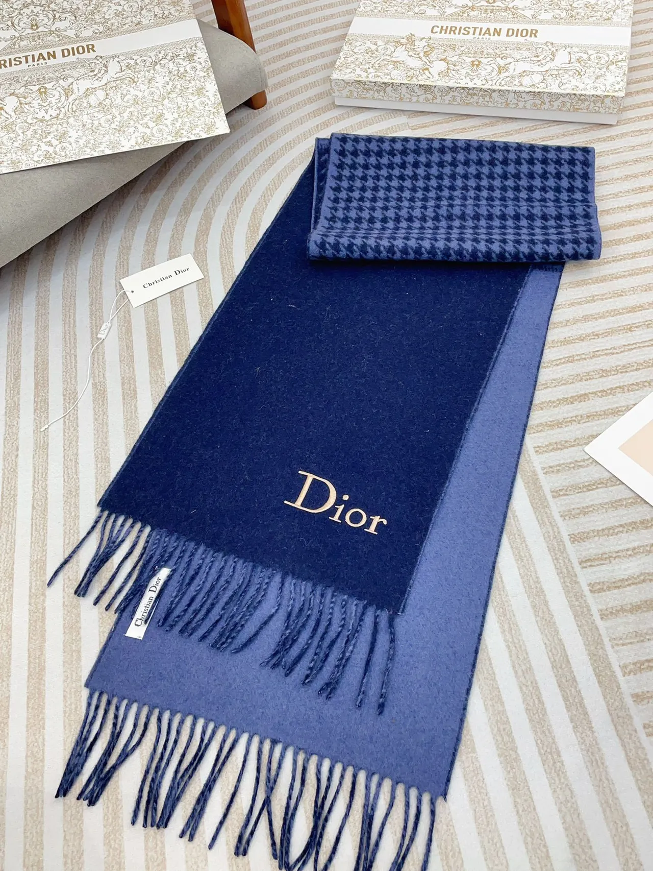 Foulard Dior Logo Pied-de-Coq et Cachemire Solide Bleu Marine 6