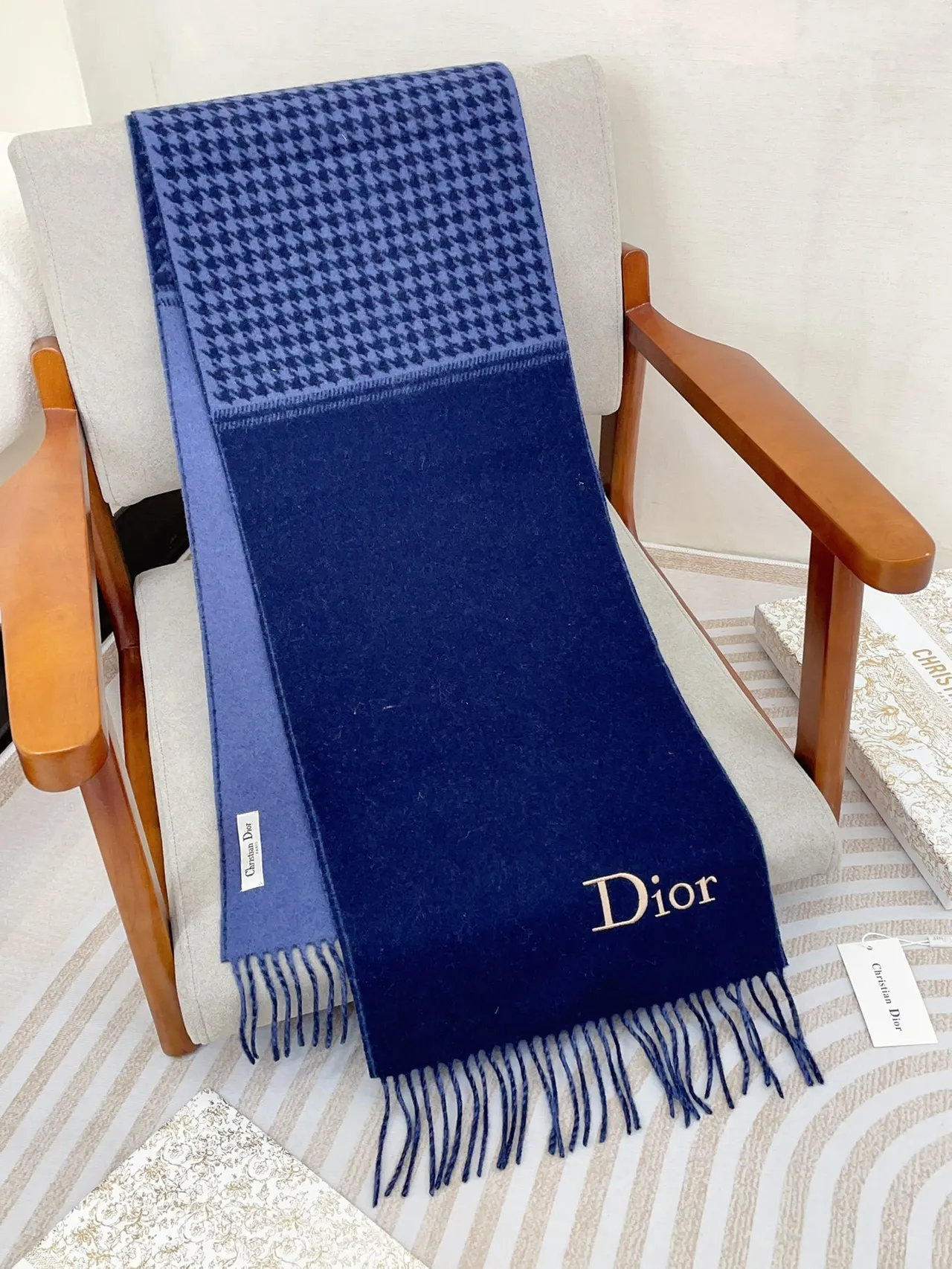 Foulard Dior Logo Pied-de-Coq et Cachemire Solide Bleu Marine 7