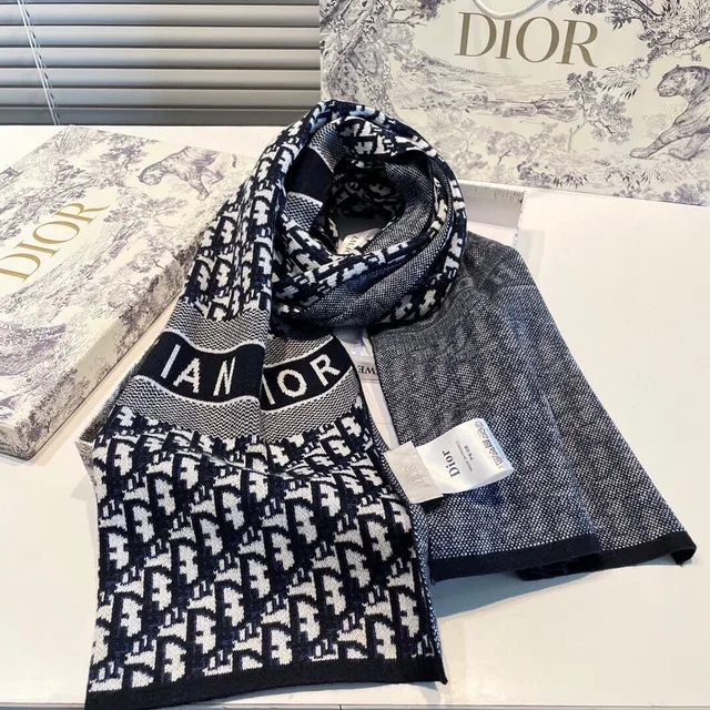 Dior Oblique Monogram নেভি এবং সাদা ক্যাশমিয়ার স্কার্ফ 5