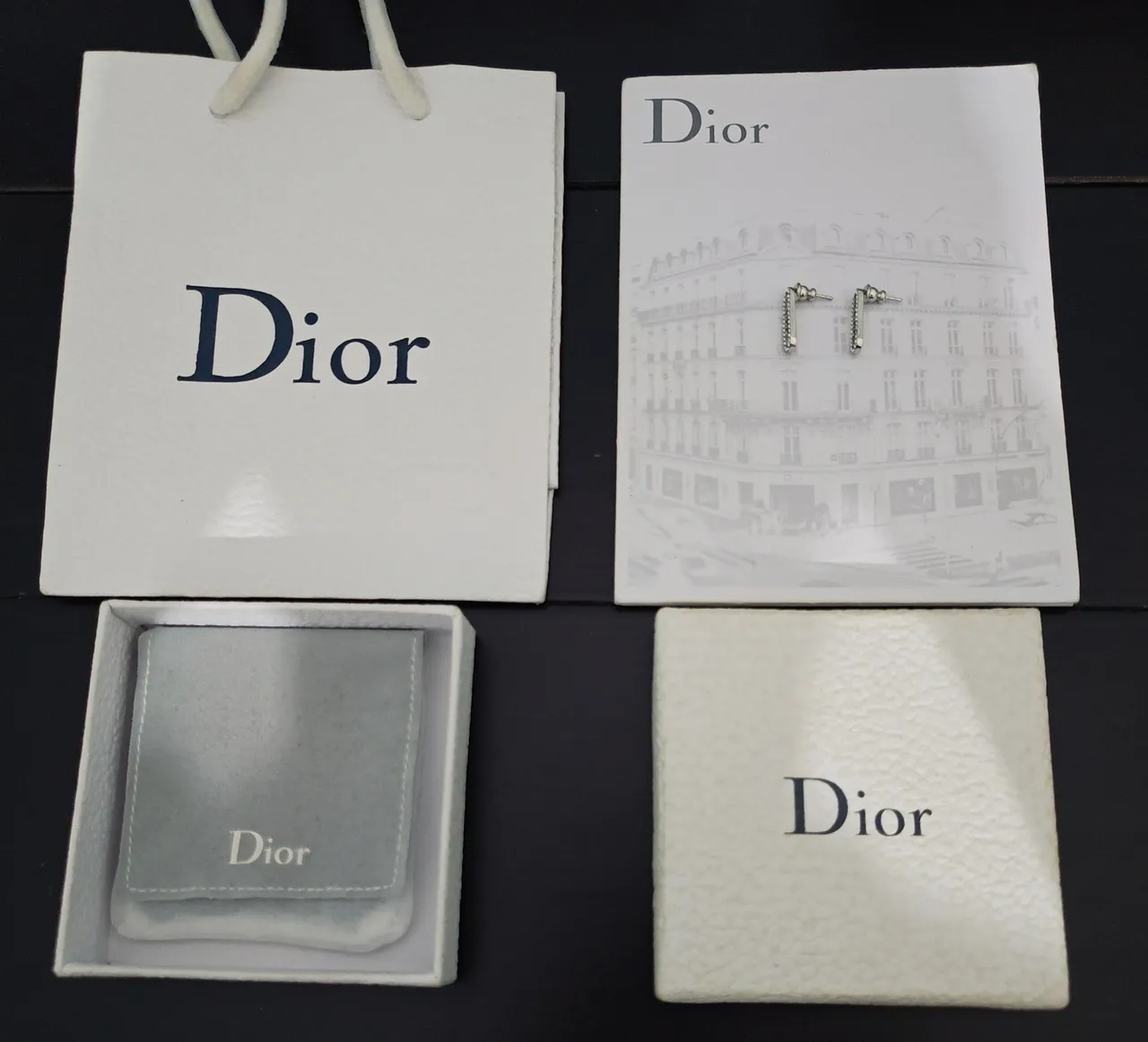 Dior Plata Gris Pavé-Set Logo-Embellished Aretes 3