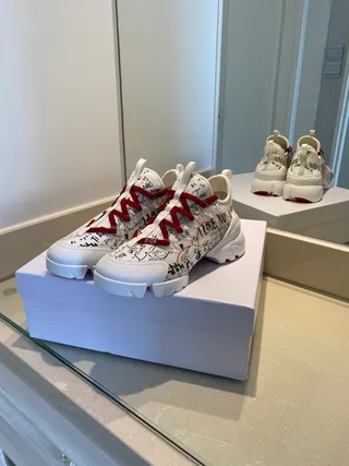 Dior White Red Graffiti-Print Upper Contrast Laces Chunky Sneakers 2
