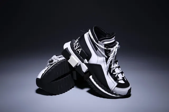 Dolce & Gabbana baskets chunky noir et blanc à tige haute 2
