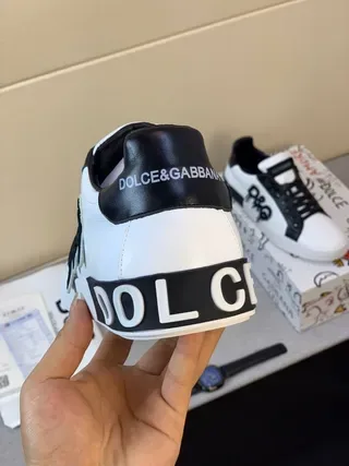 Dolce & Gabbana D&G Graffiti Logo White and Black Lifestyle Sneakers 4