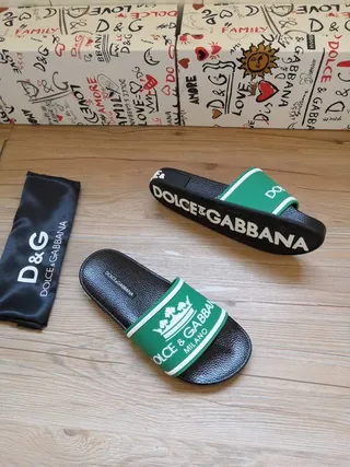 Dolce & Gabbana Portofino نعال أسود أخضر قاعدة مطاطية واسعة حزام مع علامة تجارية 5