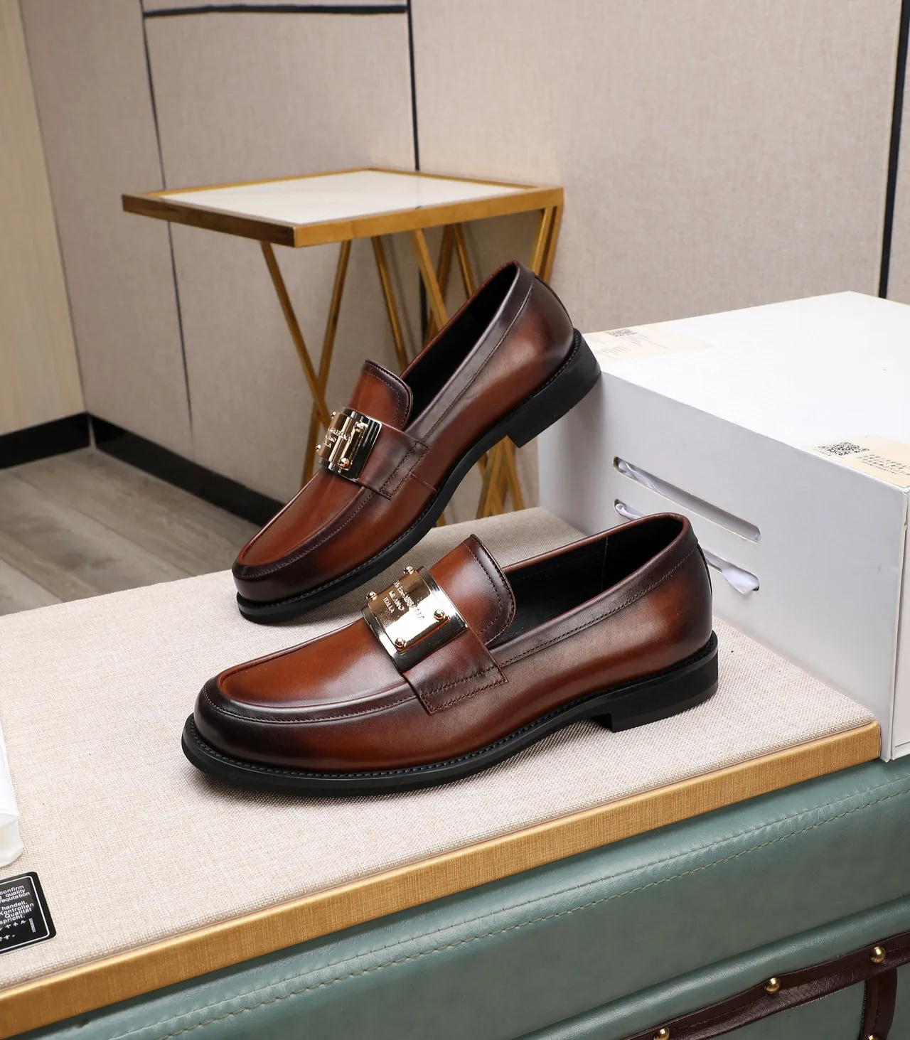 Dolce & Gabbana Portofino 棕色皮革乐福鞋 4