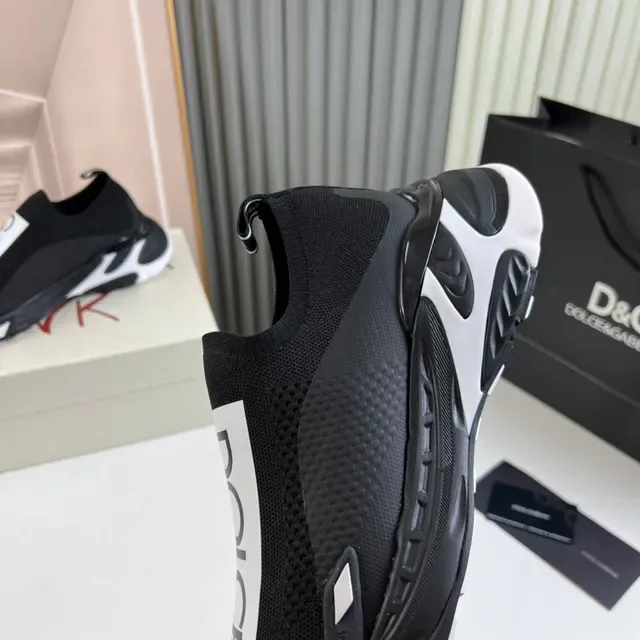 Dolce & Gabbana Speed Trainer Black and White Lifestyle Sneakers 3