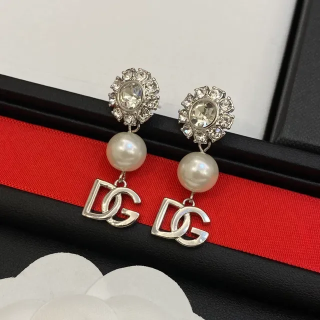 Dolce & Gabbana DG أقراط قطرة لؤلؤي كريستال 5