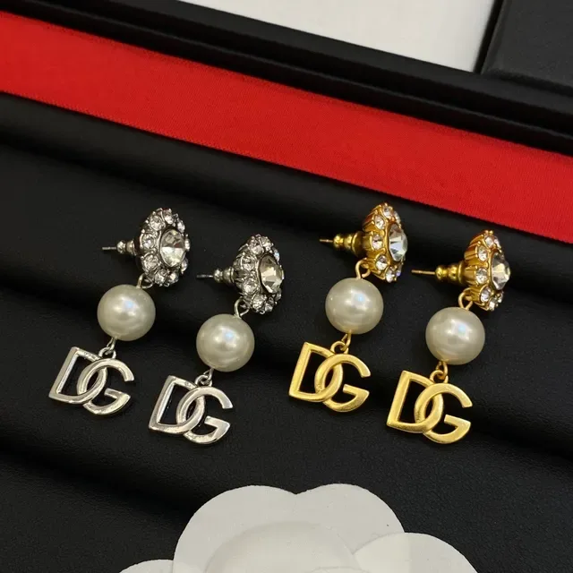 Dolce & Gabbana DG أقراط قطرة لؤلؤي كريستال 6