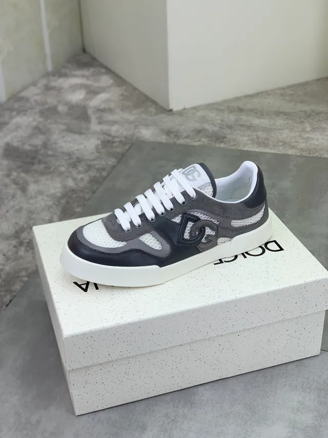 Dolce & Gabbana Gris Blanc Superposition Maille Et Daim Supérieur Semelle Plateforme Chunky Sneakers Lifestyle 4
