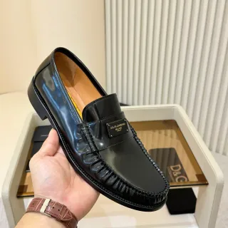 Dolce & Gabbana Portofino 黑色棕色 亮面漆皮 编织 Moc-Toe 细节 乐福鞋