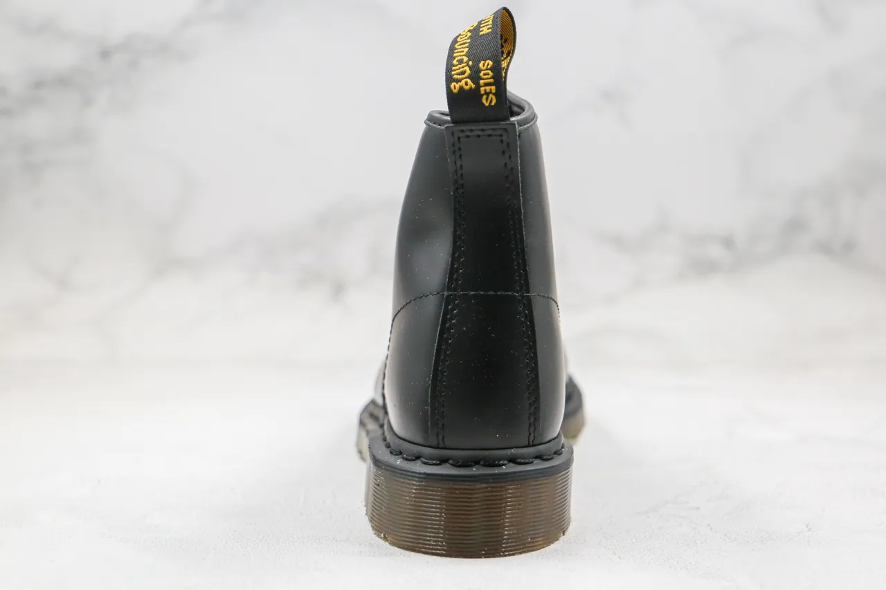 Dr. Martens 1460 Bottine en Cuir Noir Lisse Martin 2