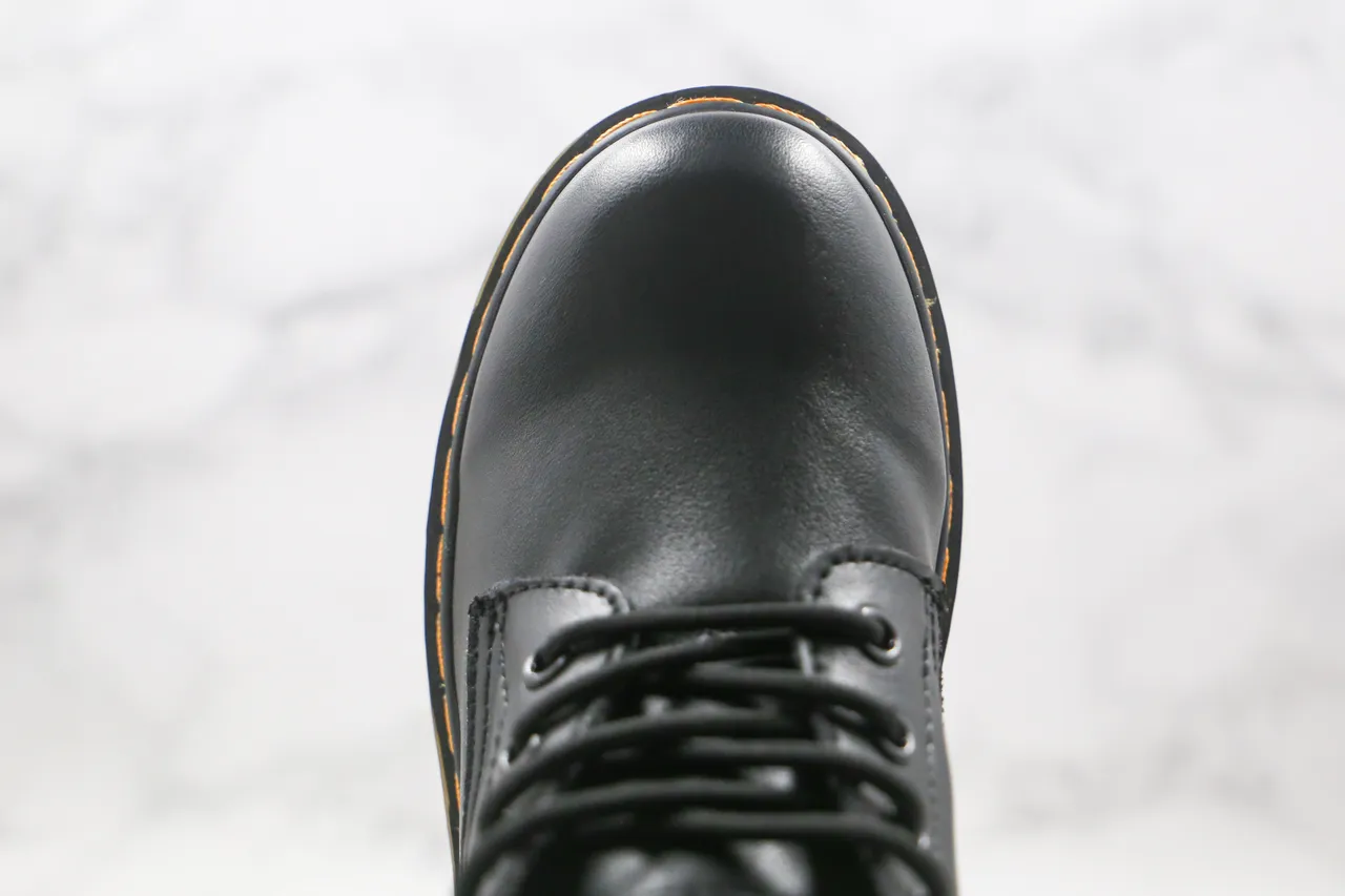 Dr. Martens 1460 حذاء مارتن جلد أسود ناعم 4