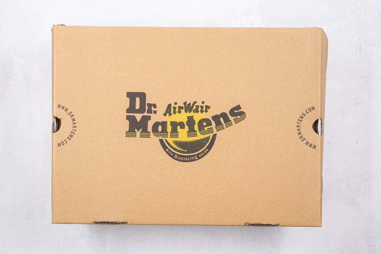 Dr. Martens 1460 حذاء مارتن جلد أسود ناعم 9