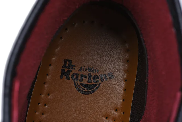 Dr. Martens 1460 কালো মসৃণ চামড়া হলুদ সেলাই মার্টিন বুটস 2
