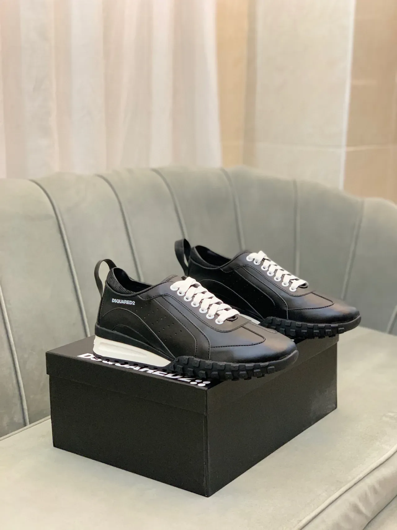 Dsquared2 ICON Black and White Lifestyle Sneakers 7