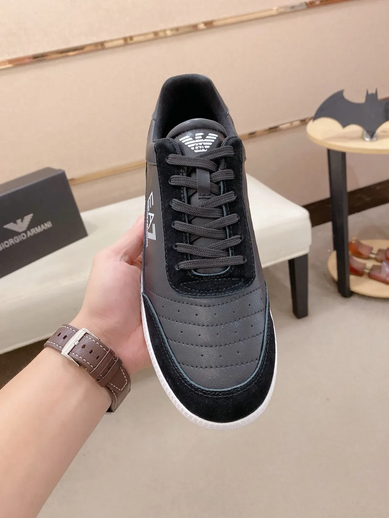 Emporio Armani EA7 Baskets Lifestyle Noir à Panneaux en Daim et Cuir 6