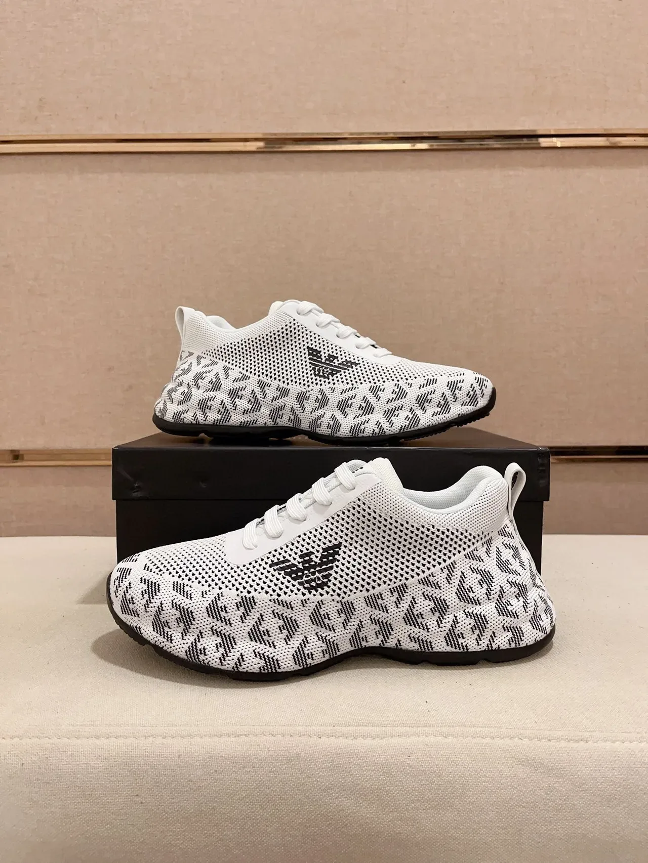 Emporio Armani Zapatillas Lifestyle de Punto con Monograma y Logo de Águila 7