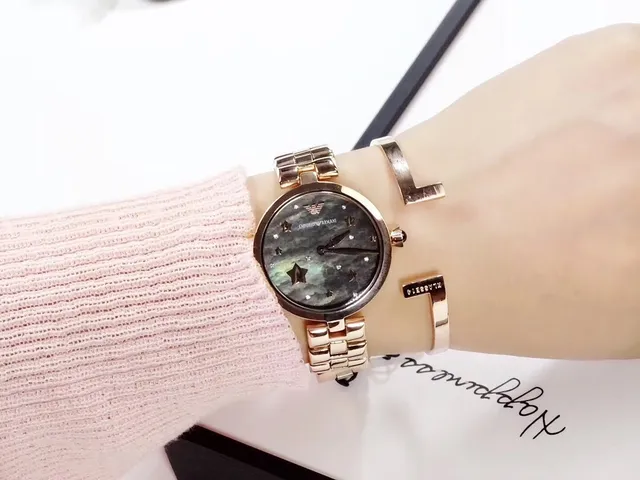 Emporio Armani Star Motif गुलाबी सोने का टोन क्वार्ट्ज घड़ी 3