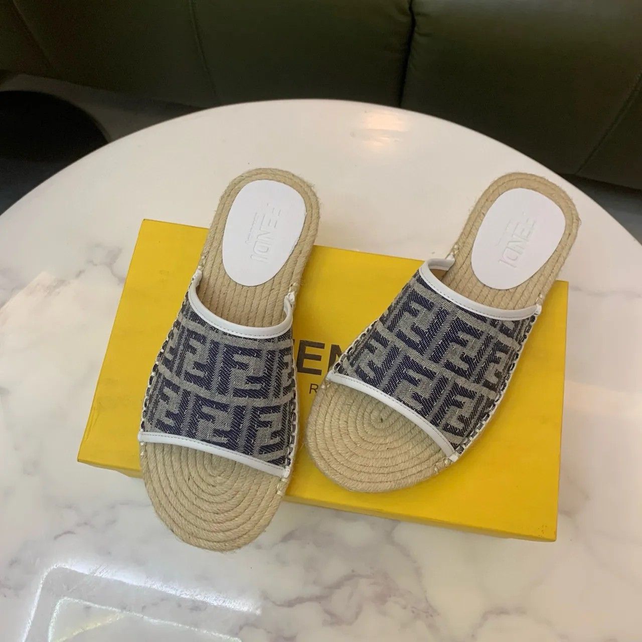 Fendi 米色海军蓝 FF Monogram Jacquard Strap Woven Jute Espadrille Sole 拖鞋 3