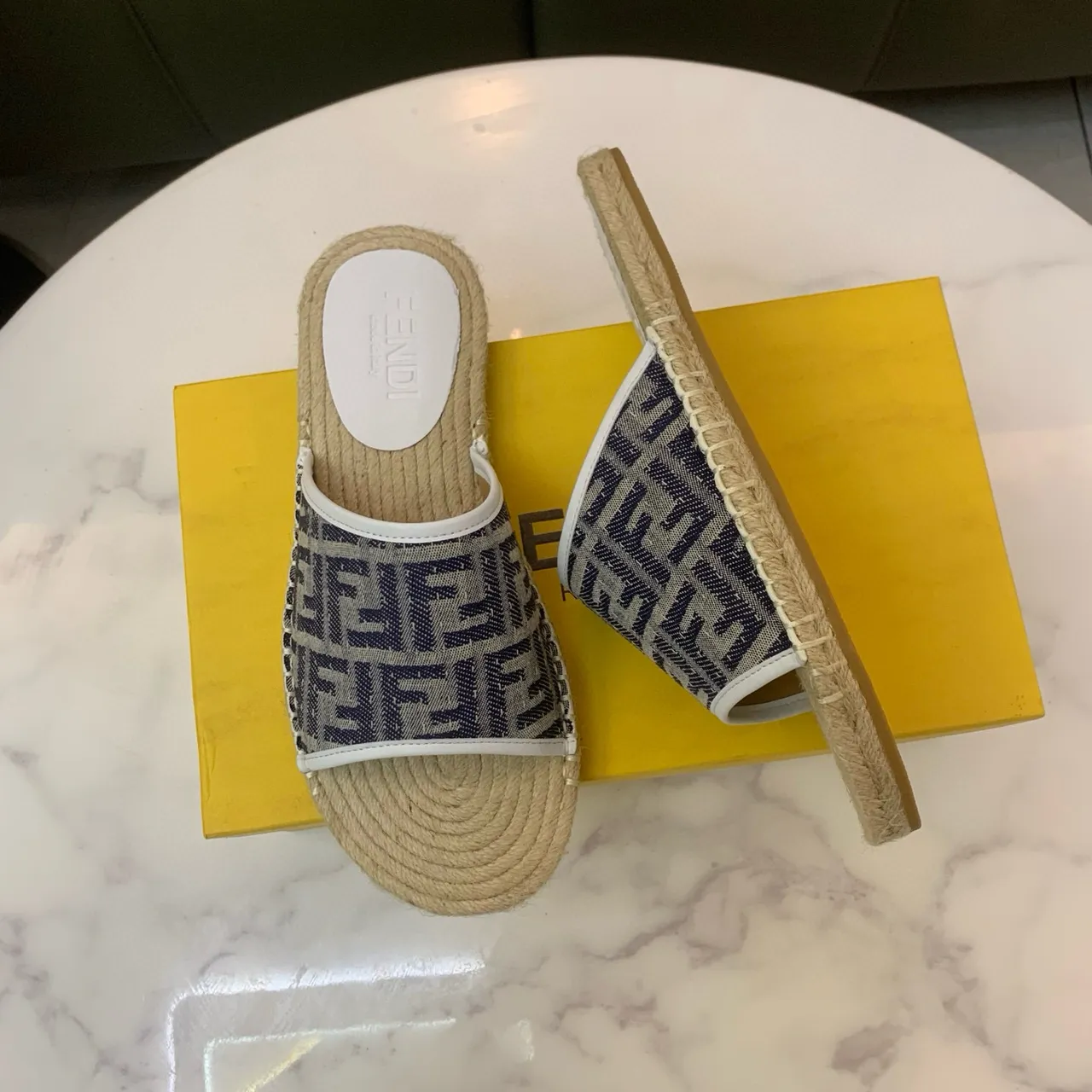 Fendi 米色海军蓝 FF Monogram Jacquard Strap Woven Jute Espadrille Sole 拖鞋 4